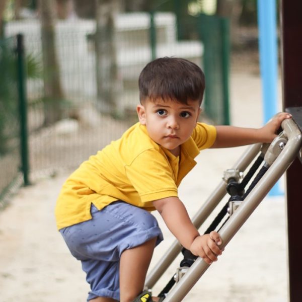 foto exterior niños